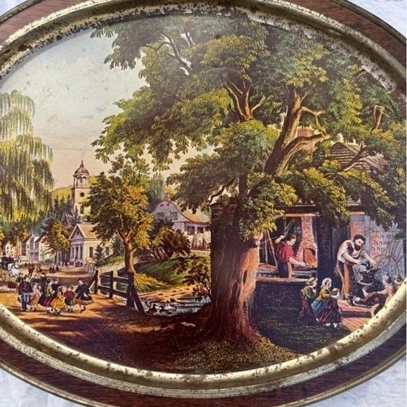 Cottage Core Vintage Trays Pair - Picture 8 of 8